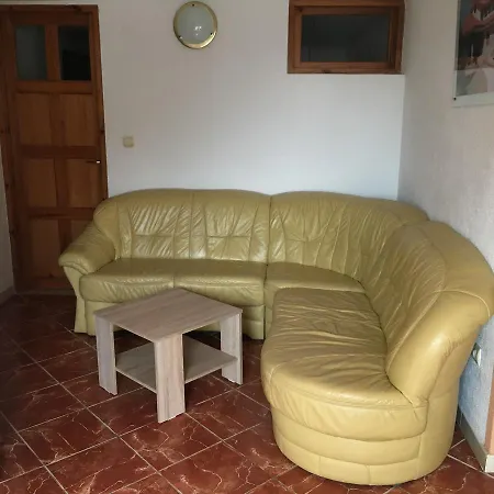 佩尔科维奇别墅公寓 麦米科